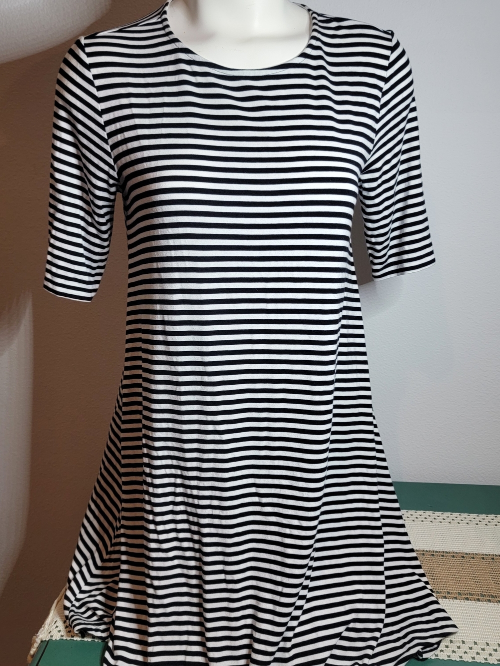 Old Navy Black & White Striped Women's Swing Dress